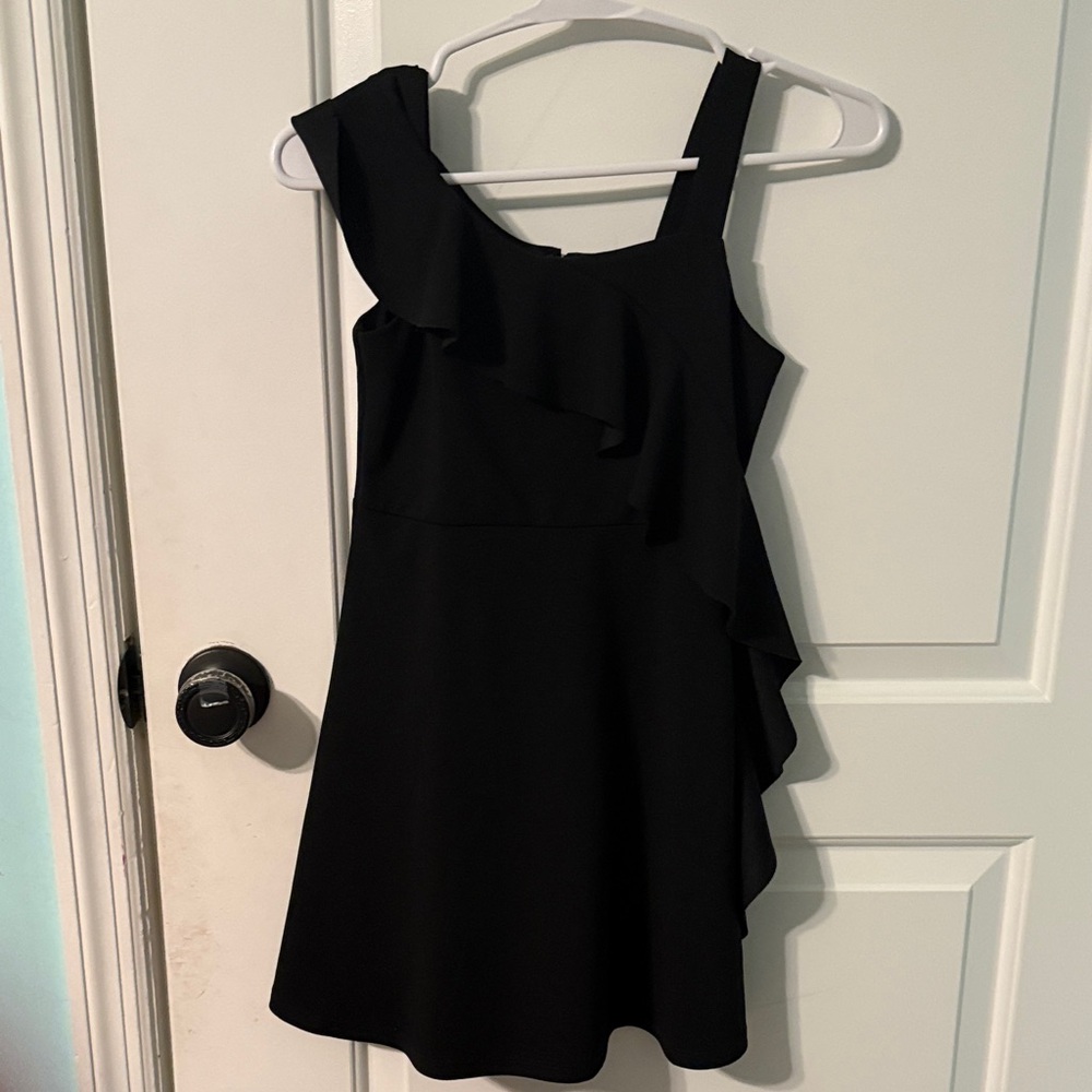 Elegant Black Ruffle Dress